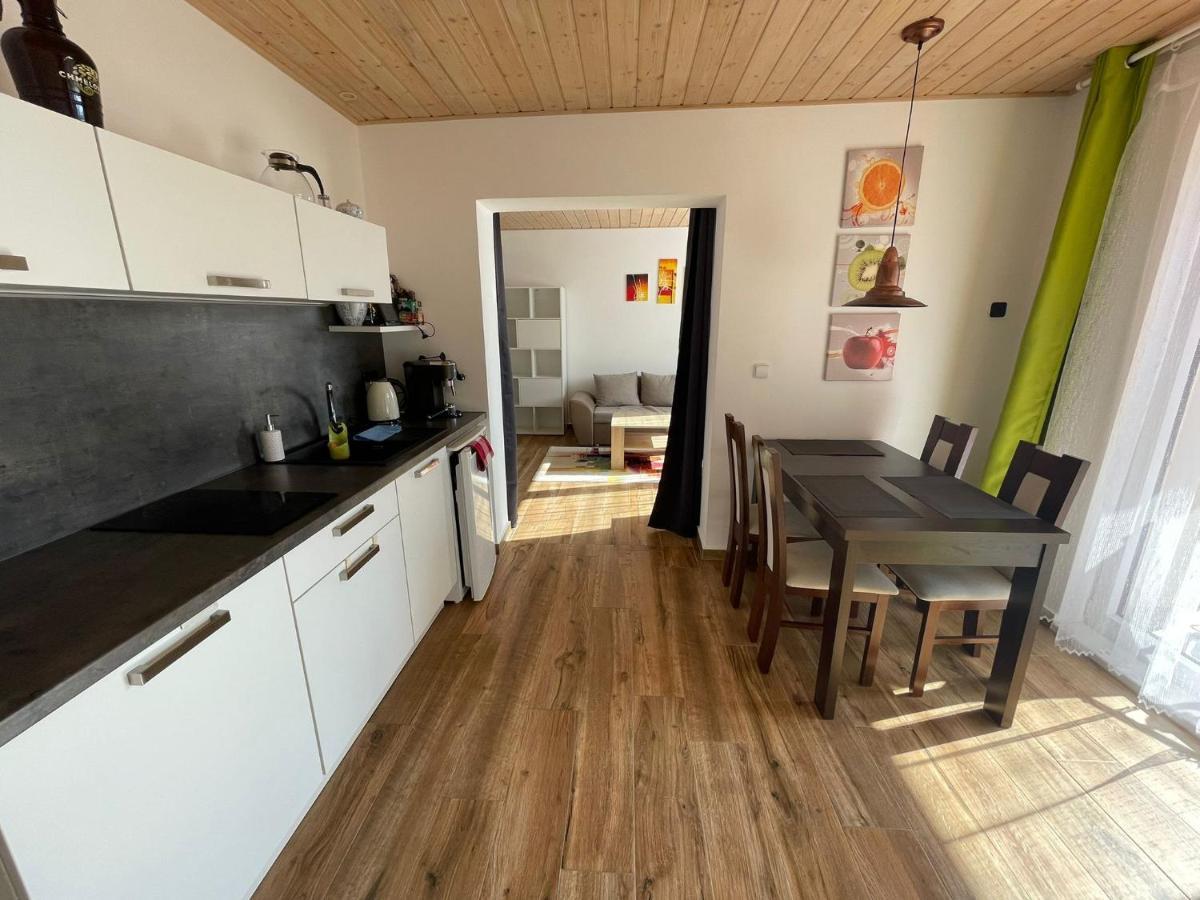 Apartman 7 Stozec Bagian luar foto